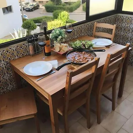 Apartman Olhos De Agua Apartment *